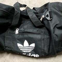 Bolsa - Sporttas zwart addidas, ha sido reportado por Regio Limburg - Leuven con iLost