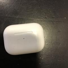 Earphone case, zoals gemeld door U-OV Utrecht met iLost