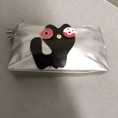 Bolsa - grijs, ha sido reportado por Centraal magazijn con iLost