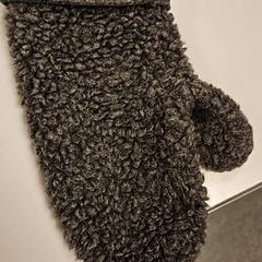 Mitten Fleece, as reported by Vrije Universiteit Amsterdam using iLost