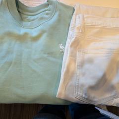 Suéter & Jeans, ha sido reportado por Inntel Hotels Utrecht Centre con iLost