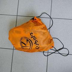 Motxila oranje, gisa salatu by Regio Limburg - Leuven iLost erabiliz