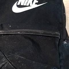 Mochila, como reportado por Regio Antwerpen - Brussel utilizando o iLost