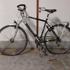 Men’s bike Trek navigator Zilver-Zwart, as reported by Fietsdepot Hasselt using iLost