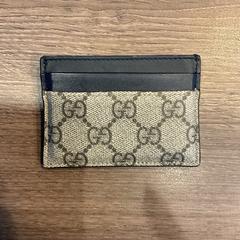 Portefeuille Trustfull huey, a été signalé par Gemeente Amsterdam - Bureau Gevonden Voorwerpen utilisant iLost