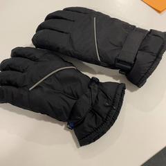 Handske Zwart, rapporterat av TU/e - Receptie Atlas med iLost