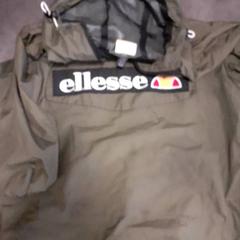 Jas ellesse, zoals gemeld door Qbuzz servicepunt  Emmen met iLost