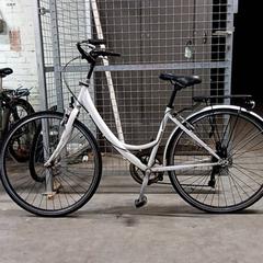 Bicicleta Onbekend Wit/zwart, segons ha informat Fietsdepot Hasselt mitjançant iLost