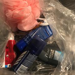 Toilet artikelen, zgłoszono przez Van der Valk Hotel Wolvega Heerenveen przy użyciu iLost