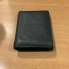 Pénztárca Guttenberger, Duitsland, amint azt Gemeente Amsterdam az iLost segítségével jelentette.