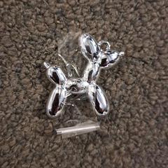 Pendant, as reported by Breda University of Applied Sciences Mgr. Hopmansstraat using iLost