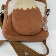 Pose, som rapportert av IKEA新三郷 ved bruk av iLost