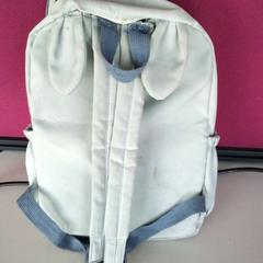 Sac à dos, a été signalé par Twisto utilisant iLost