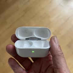 Airpods case ( geen echte apple), come riportato a iLost