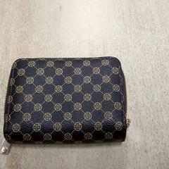 Peněženka Abdurahman, jak nahlášeno Regio Oost-Vlaanderen pomocí iLost