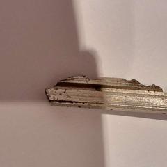 سلسلة المفاتيح métal، كما تم الإبلاغ عنه بواسطة TCL عبر iLost