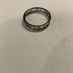 指輪 がiLostで IKEA長久手 によって報告されました