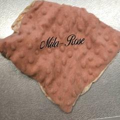 Ölelős pofon, amint azt IKEA Mons az iLost segítségével jelentette.