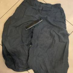 Shorts Bleu, zoals gemeld door MEININGER Hotel Marseille Centre la Joliette met iLost