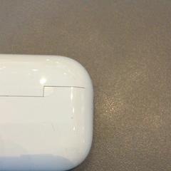 Earphone Ehite, as reported by MEININGER Hotel Amsterdam Amstel using iLost