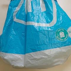 حقائب حمل وحقائب اليد - plastiek tas، كما تم الإبلاغ عنه بواسطة Regio Antwerpen - Brussel عبر iLost
