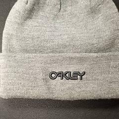 قبعة صغيرة muts grijs، كما تم الإبلاغ عنه بواسطة Qbuzz GD Groningen Peizerweg عبر iLost