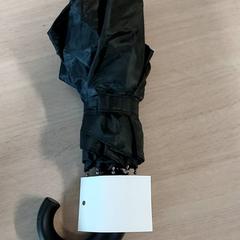 Opvouwbare paraplu zwart, zoals gemeld door Centraal magazijn met iLost