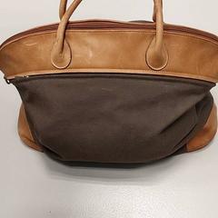 Sac - Handtas, a été signalé par Centraal magazijn utilisant iLost