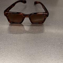 Solbriller, som rapportert av IKEA Haparanda ved bruk av iLost