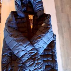 Jas, zoals gemeld door Familiepark Drievliet met iLost