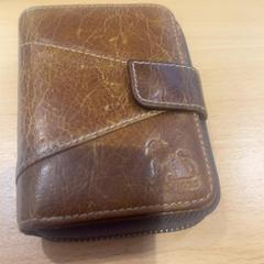 Portefeuille portemonee, a été signalé par Gemeente Gooise Meren utilisant iLost