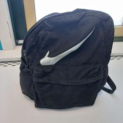 Backpack Zwart, as reported by Arriva Limburg Zuid using iLost