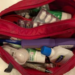 Toilet bag, as reported by Inntel Hotels Utrecht Centre using iLost