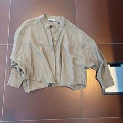 Clothing blouse, as reported by WestCord Hotel Eindhoven using iLost