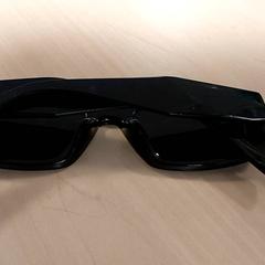 Ulleres - Zonnebril, segons ha informat Centraal magazijn mitjançant iLost