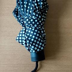 Paraguas, ha sido reportado por Regio West-Vlaanderen con iLost