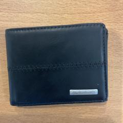 財布 Langlois apg がiLostで Gemeente Amsterdam によって報告されました
