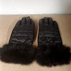 Rękawiczki Zwart, zgłoszono przez Qbuzz GD Groningen Peizerweg przy użyciu iLost