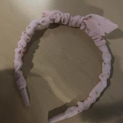 Hlavový pás Roze hartjes, ako bolo nahlásené Jaarbeurs pomocou iLost