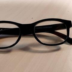 Glasses Zwart, as reported by Regio Oost-Vlaanderen using iLost