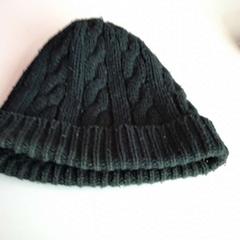 Bonnet, a été signalé par Twisto utilisant iLost