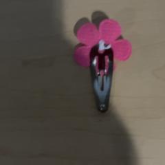دبوس الشعر Roze bloem، كما تم الإبلاغ عنه بواسطة Jaarbeurs عبر iLost