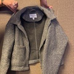 Jackor grijze vest villa, rapporterat av Hotel Apeldoorn med iLost