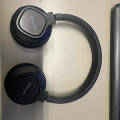 Koptelefoon // headphones, amint azt Vrije Universiteit Brussel (VUB) az iLost segítségével jelentette.