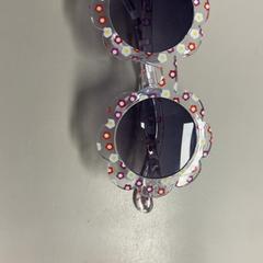 Zonnebril Kind, zoals gemeld door Burgers' Zoo met iLost