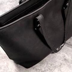 Handtas Zwart, zoals gemeld door Arriva Friesland / Groningen met iLost