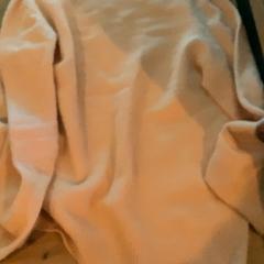 Sweter, zgłoszono przez MEININGER Hotel Köln West przy użyciu iLost