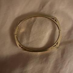 Gouden armband an iLost gemeldet