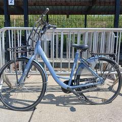 İLost kullanarak Fietsdepot tarafından bildirildiği gibi Kadın bisikleti Giant Ultimo lichtblauw