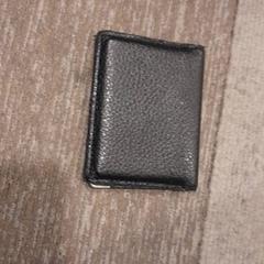 Portfele, zgłoszono przez Internationaal Theater Amsterdam przy użyciu iLost